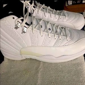 Air Jordan Retro 12 Rising Sun (2009)